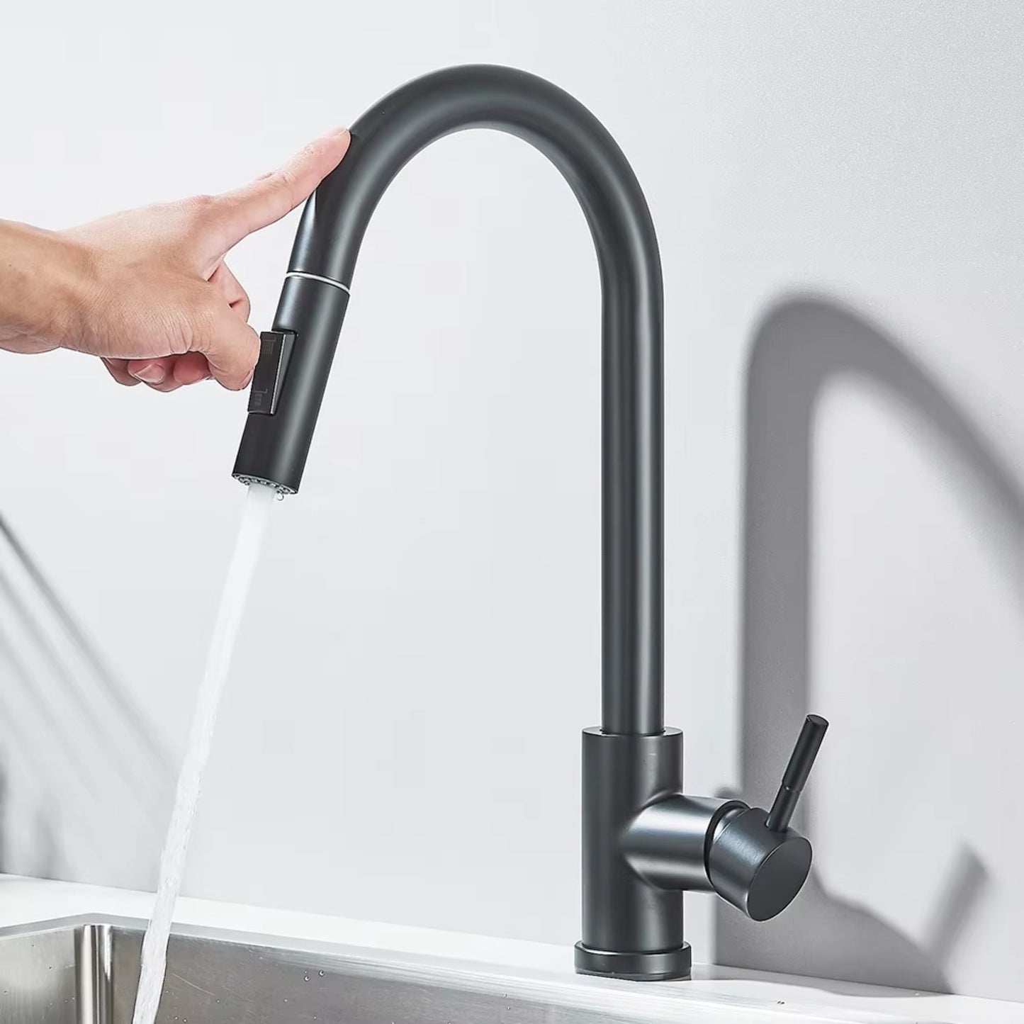 PureFlow™ Rubinetto da Cucina Touchless H24 – Doccetta Estraibile