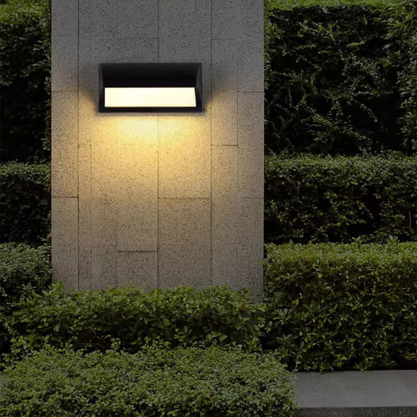 LONDON LED Outdoor Wall Light - 16W/30W